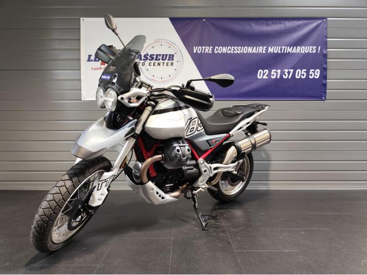 MOTO GUZZI V85 TT 