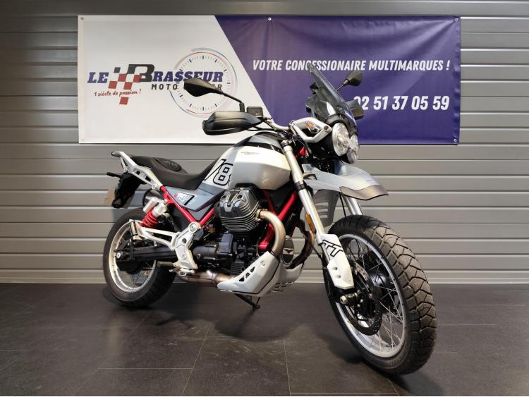 MOTO GUZZI V85 TT 