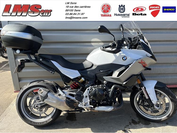 BMW F 900 XR