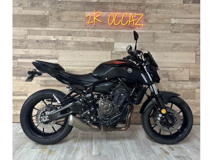 YAMAHA MT-07