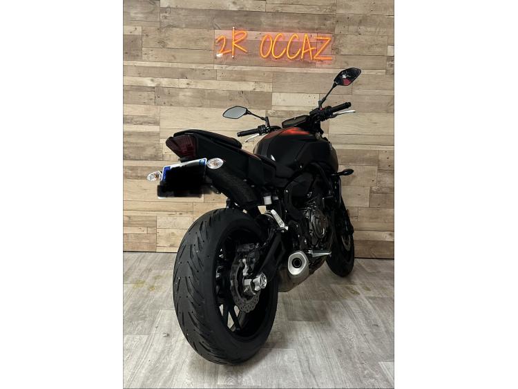 YAMAHA MT-07