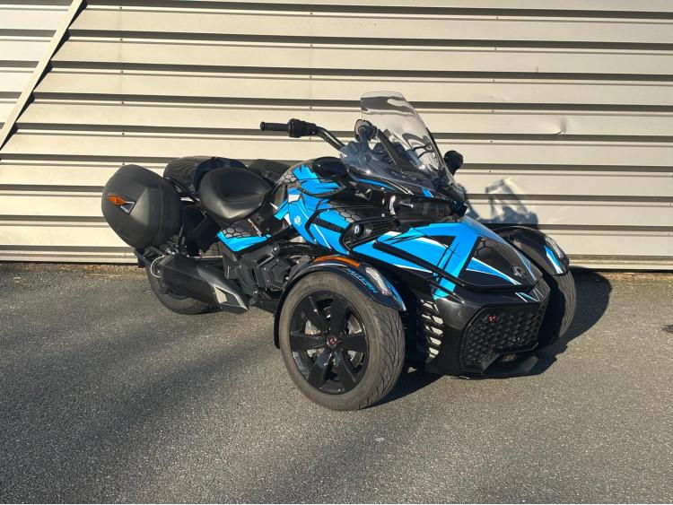 CAN-AM SPYDER F3