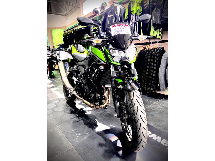 KAWASAKI  Z 400  performance 