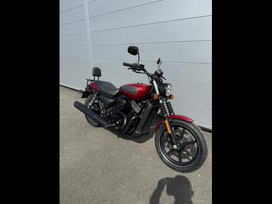 HARLEY-DAVIDSON STREET 750