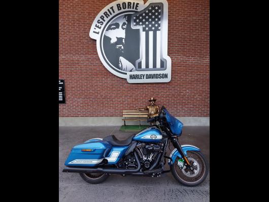 HARLEY-DAVIDSON TOURING STREET GLIDE 117 ST FAST JOHNNIE