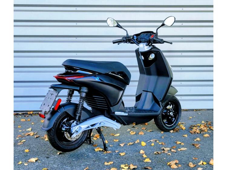 PIAGGIO 1 Electrique 70 km/h