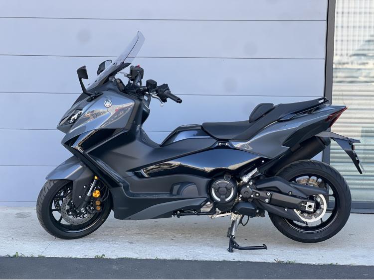 YAMAHA T-MAX 560 TECH MAX