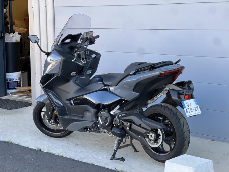 YAMAHA T-MAX 560 TECH MAX