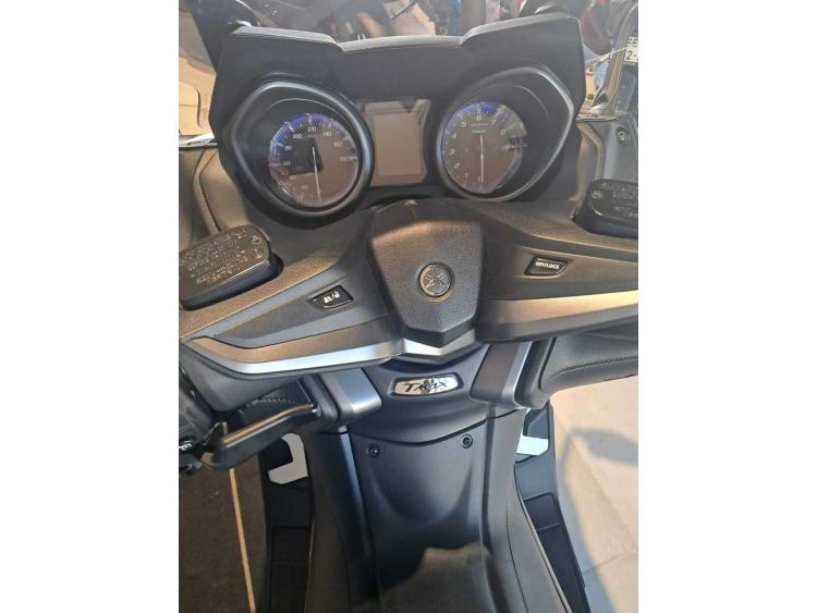 YAMAHA XP T-MAX 560 TECH MAX GARANTIE 12 MOIS