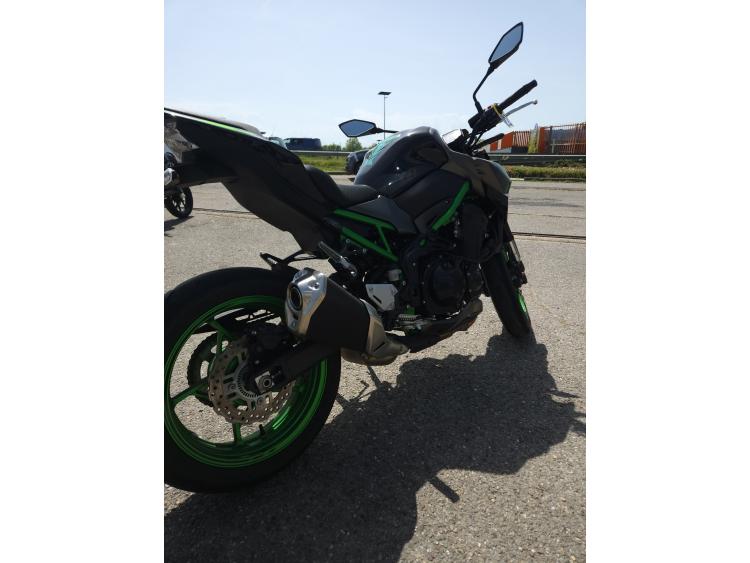 KAWASAKI Z 900