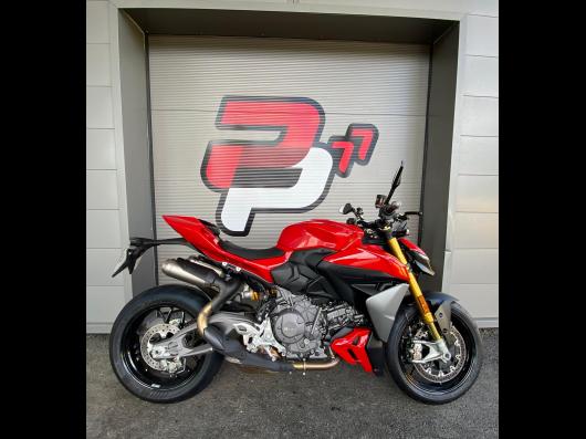 DUCATI STREETFIGHTER V2S