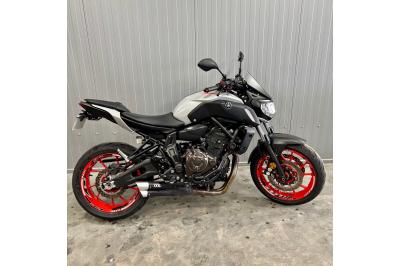 YAMAHA MT-07