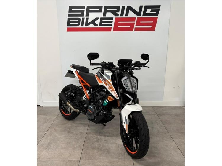 KTM 125 DUKE ABS
