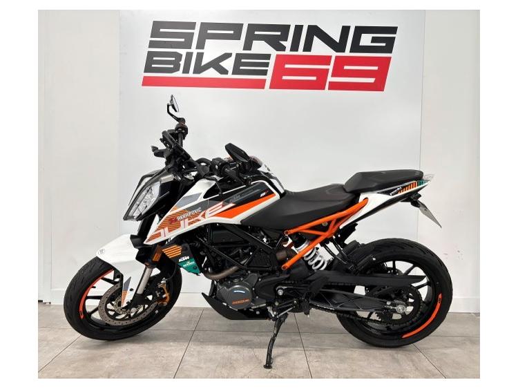 KTM 125 DUKE ABS
