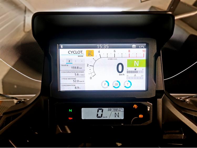 HONDA NT 1100 DCT - NT1100 - Garantie constructeur 01/2027 