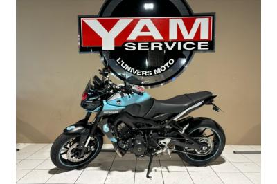 YAMAHA MT-09