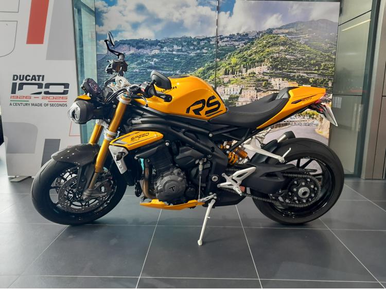 TRIUMPH SPEED TRIPLE 1200 RS