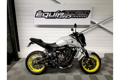YAMAHA MT-07