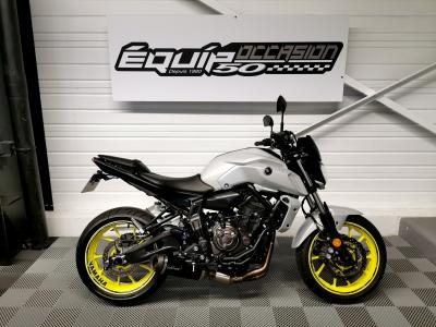 YAMAHA MT-07