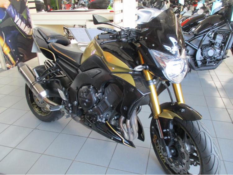 YAMAHA FZ8 N SPR