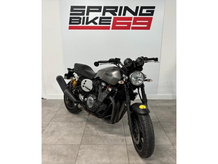 YAMAHA XJR 1300