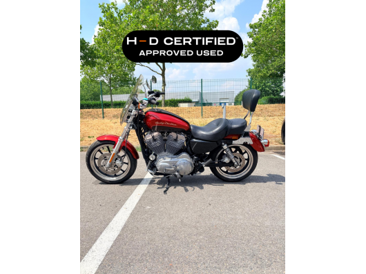 HARLEY-DAVIDSON SPORTSTER 883