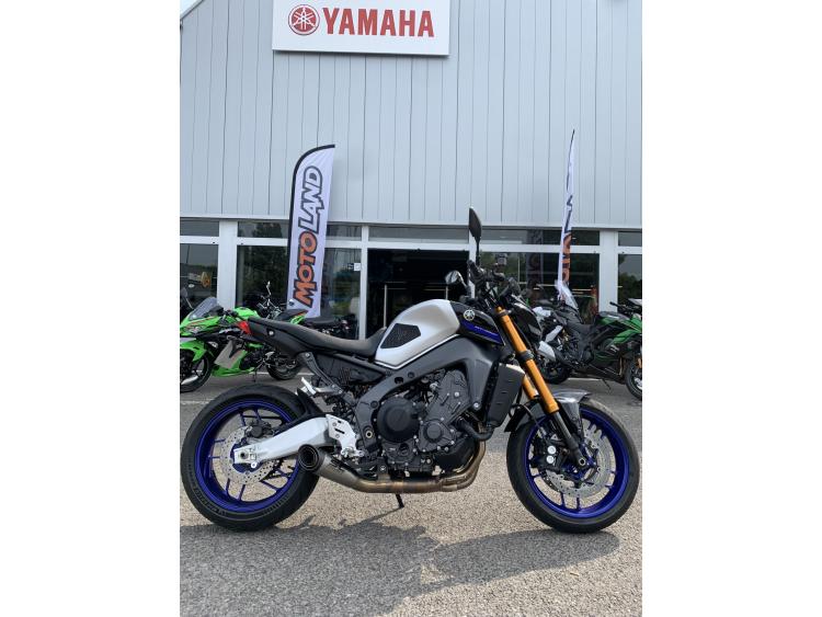 YAMAHA MT-09 SP