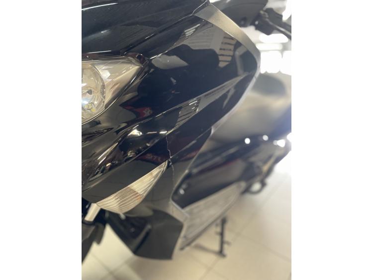 YAMAHA XMAX 125 