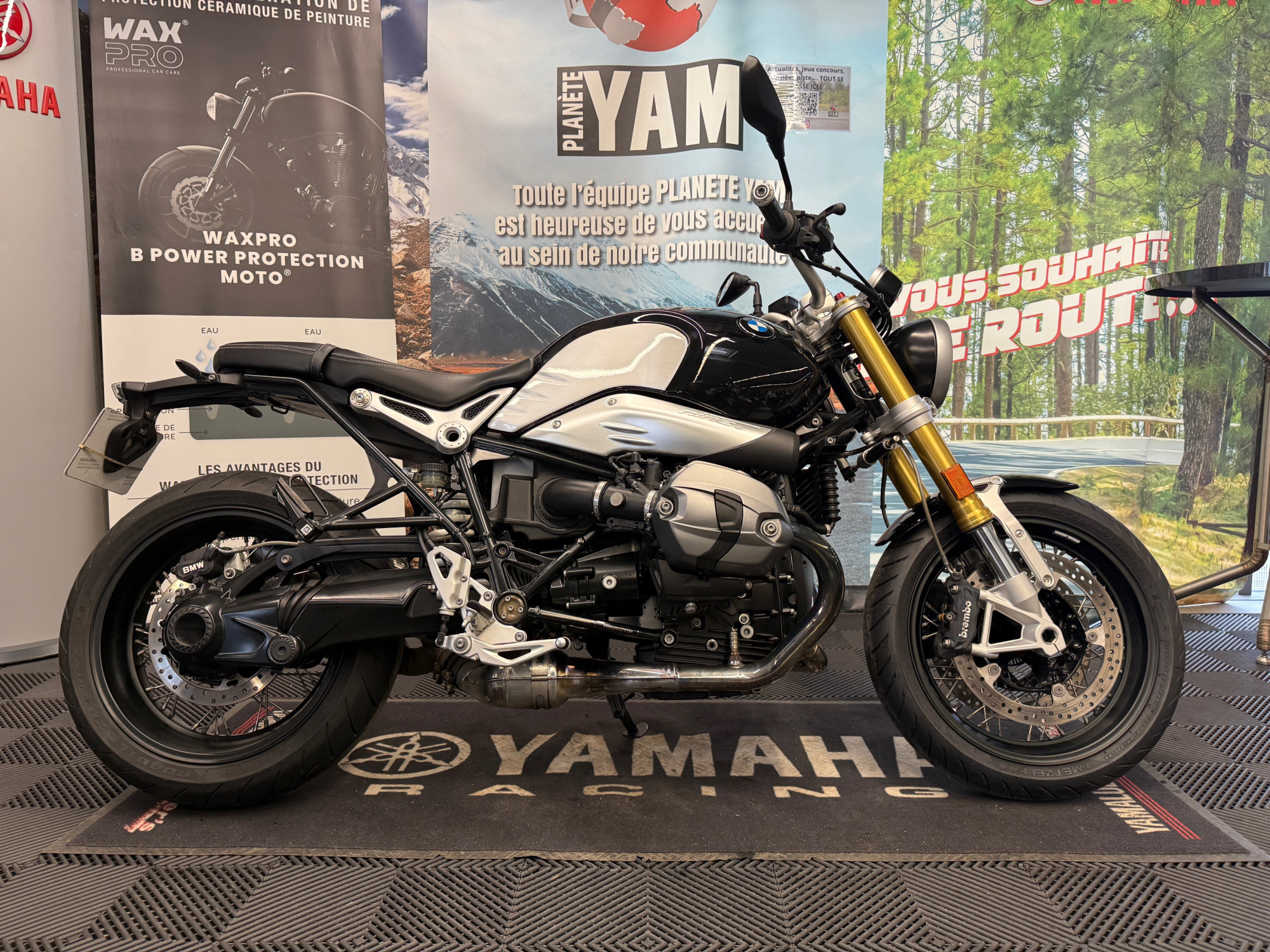 BMW R NineT