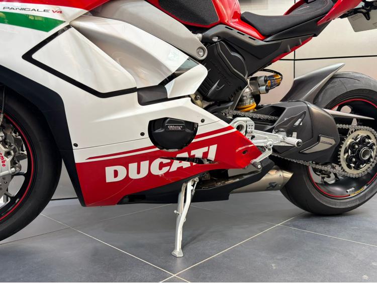 DUCATI PANIGALE V4 SPECIALE TRICOLORE N°901/1500 