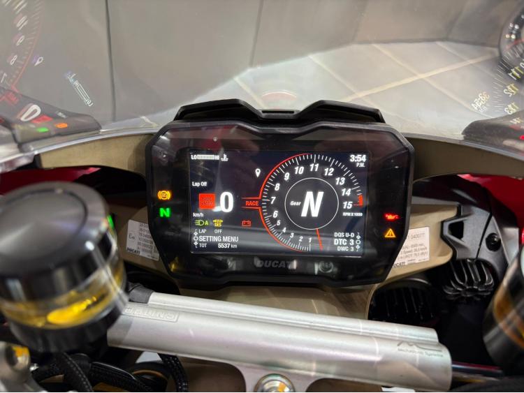 DUCATI PANIGALE V4 SPECIALE TRICOLORE N°901/1500 