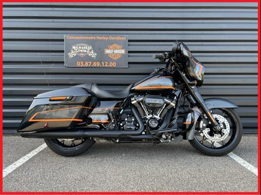 HARLEY-DAVIDSON TOURING STREET GLIDE 1868 SPECIAL