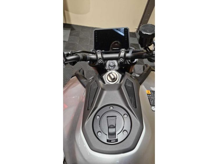 YAMAHA MT-09 SP
