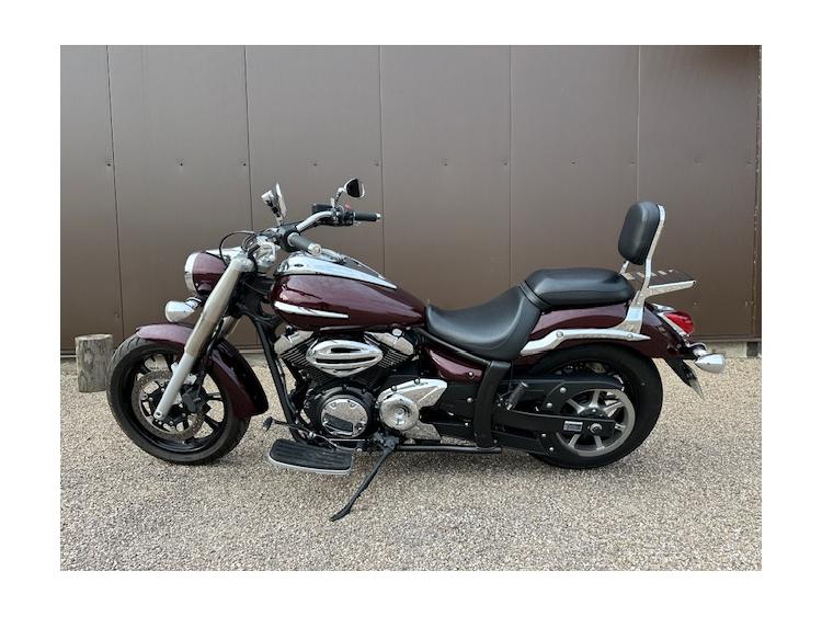 YAMAHA XV 950