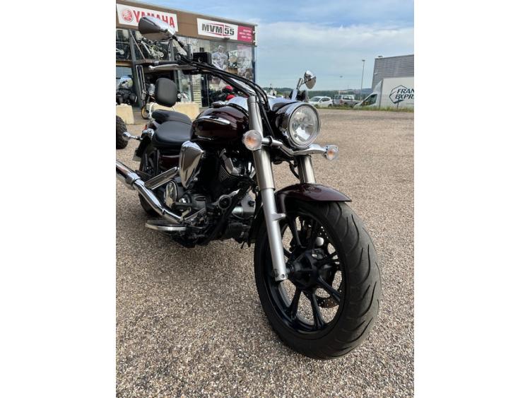 YAMAHA XV 950