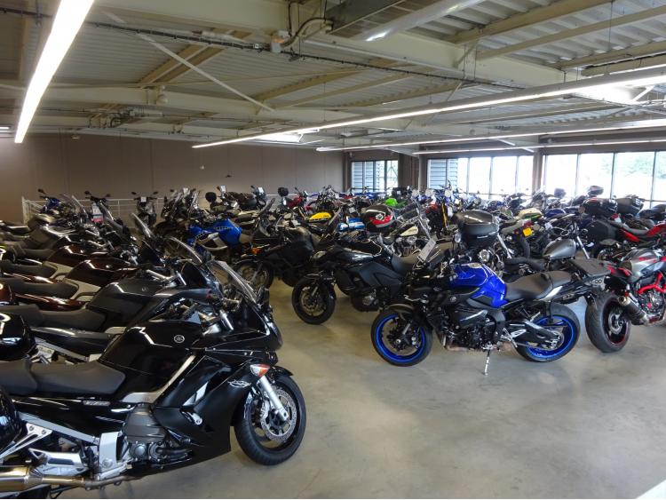 PLANETE YAM PREND EN DEPOT VENTE VOTRE MOTO