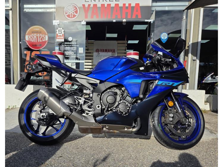 YAMAHA YZF 1000 R1