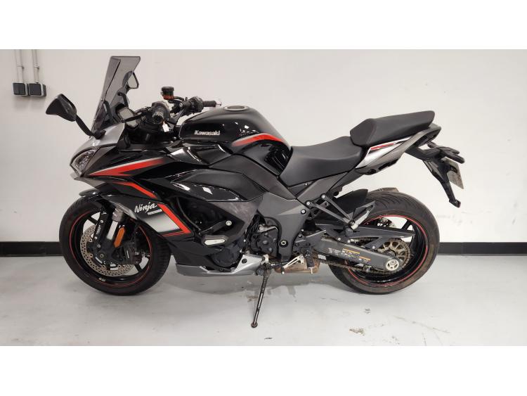 KAWASAKI NINJA 1000 SX