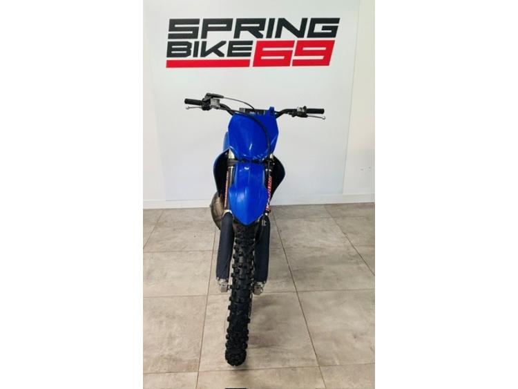 YAMAHA YZ250