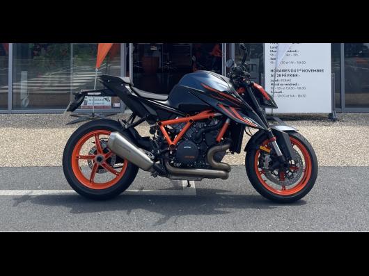 KTM 1290 SUPER DUKE R