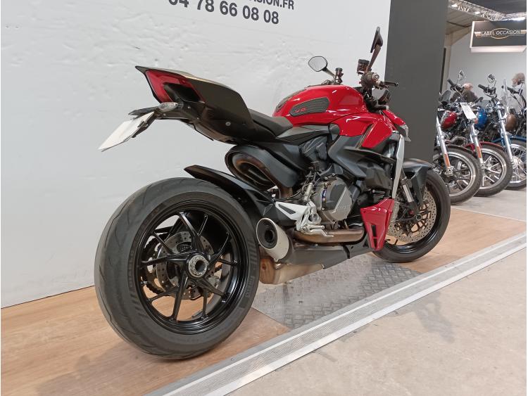 DUCATI STREETFIGHTER V2