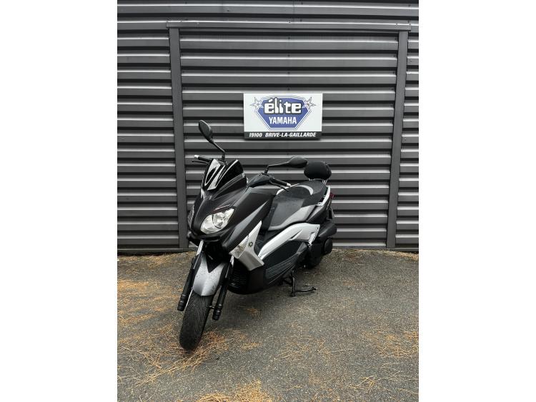 YAMAHA X-MAX 250 IRON