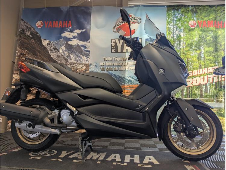 YAMAHA XMAX 125 TECH MAX GARANTIE 1 AN 