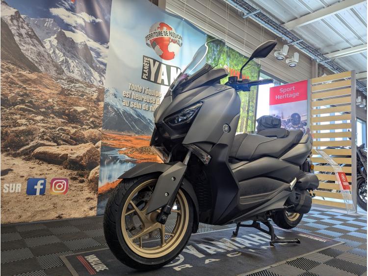 YAMAHA XMAX 125 TECH MAX GARANTIE 1 AN 