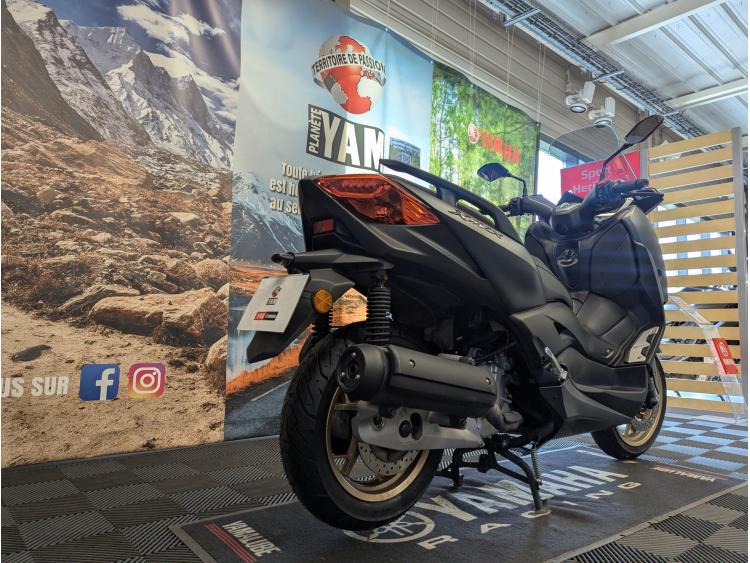 YAMAHA XMAX 125 TECH MAX GARANTIE 1 AN 
