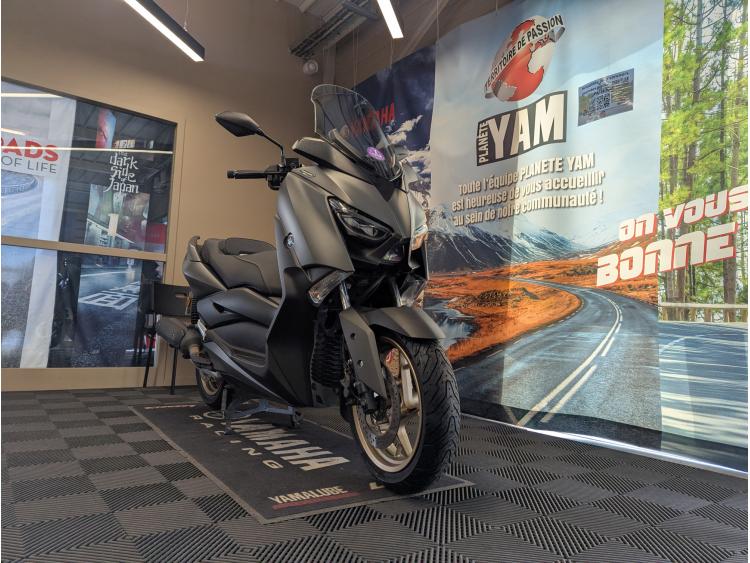 YAMAHA XMAX 125 TECH MAX GARANTIE 1 AN 