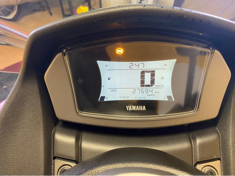 YAMAHA NMAX 125