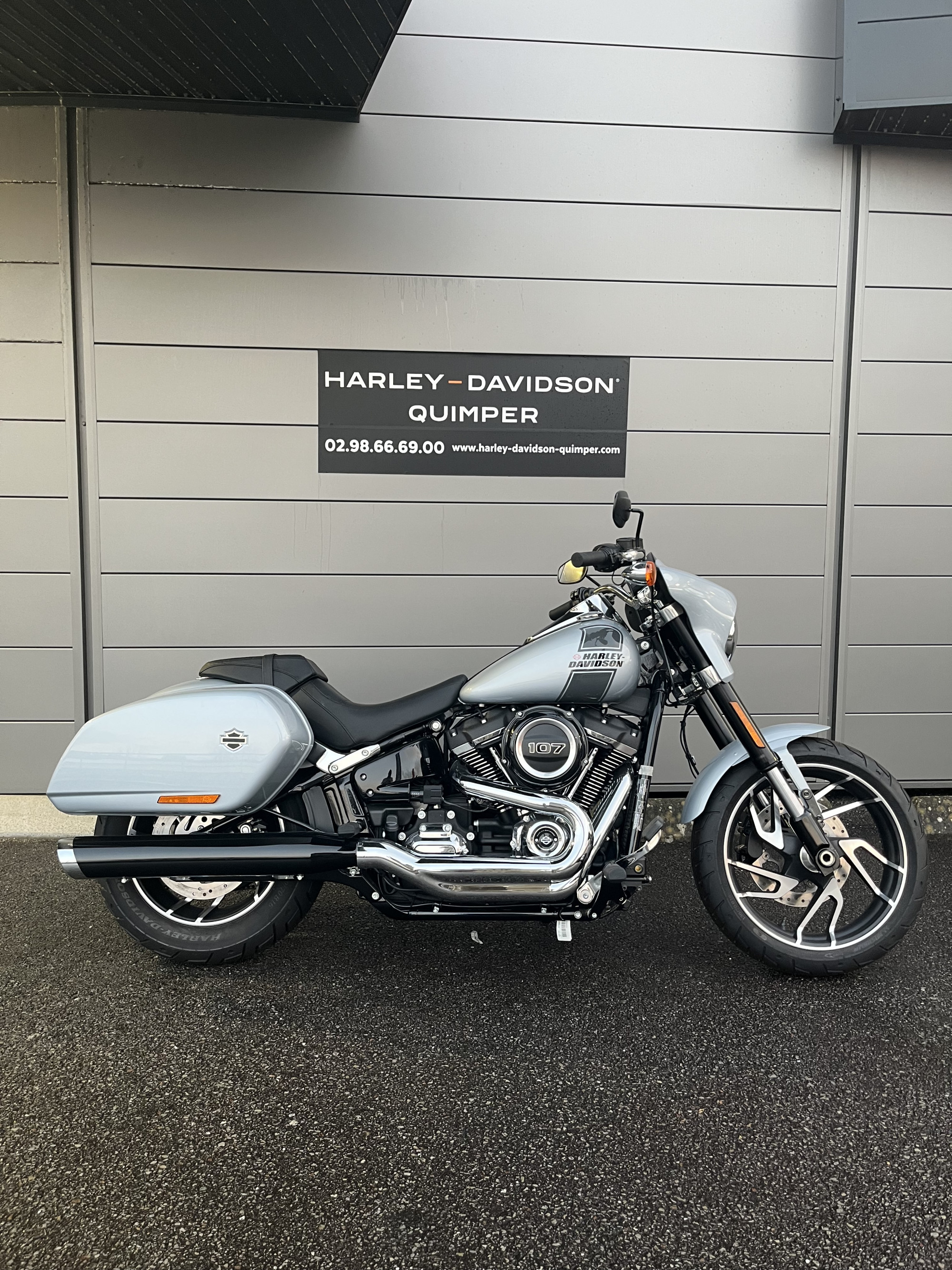 HARLEY-DAVIDSON SOFTAIL SPORT GLIDE 1745