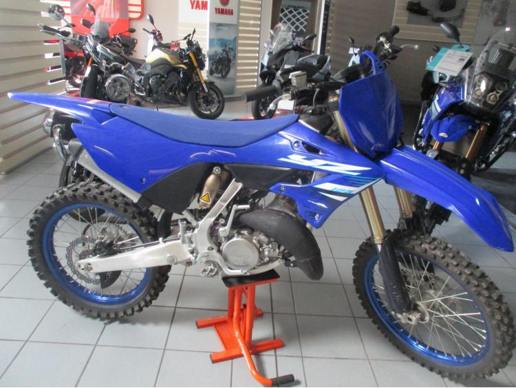 YAMAHA YZ 125