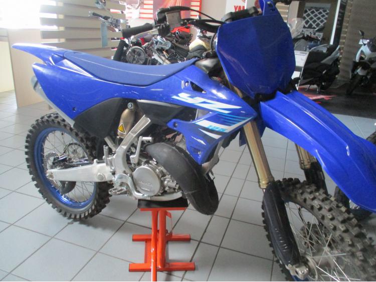 YAMAHA YZ 125